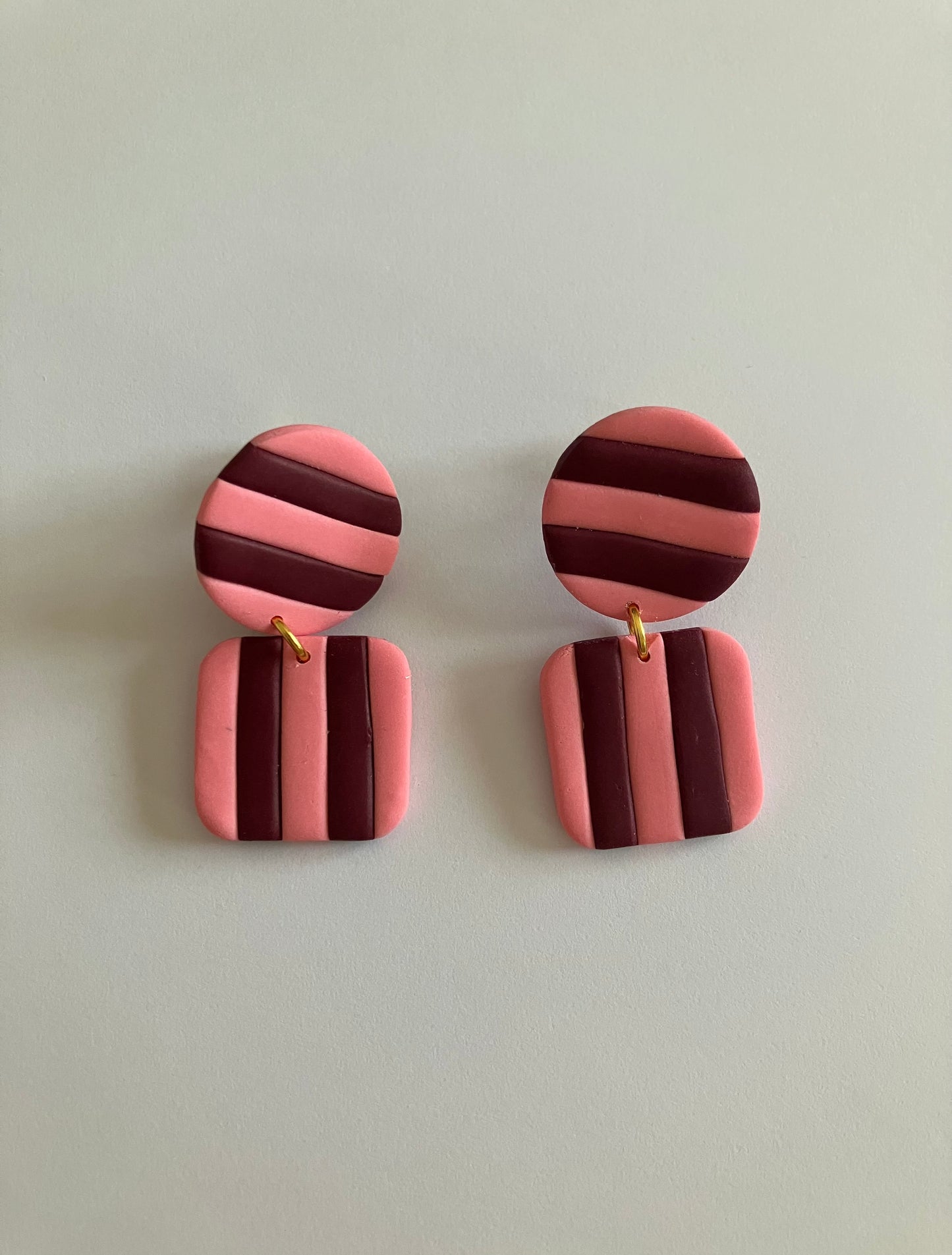 Maratua rosa y burdeos