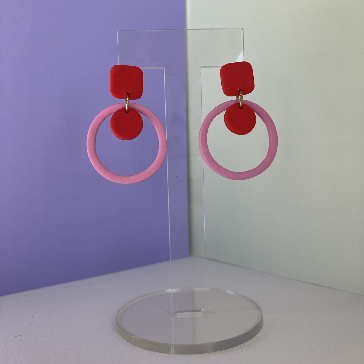 WETAR rojo y rosa